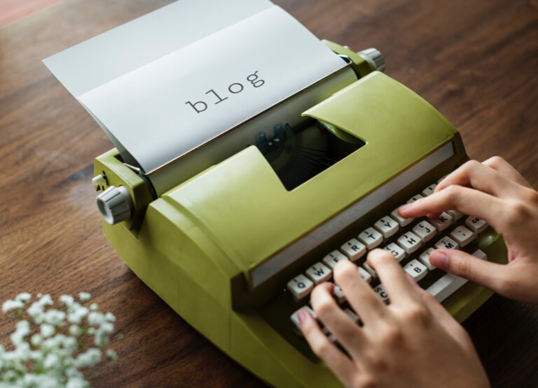 cheapest way to start a blog